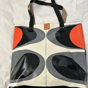 Oral Kiley tote bag *PRICE FIRM*